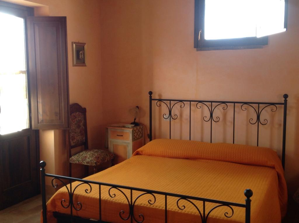 Agriturismo San Bartolomeo Montecchio  Habitación foto